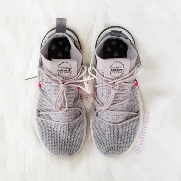 New Adidas Primeknit Sneakers - Picture 4 of 7